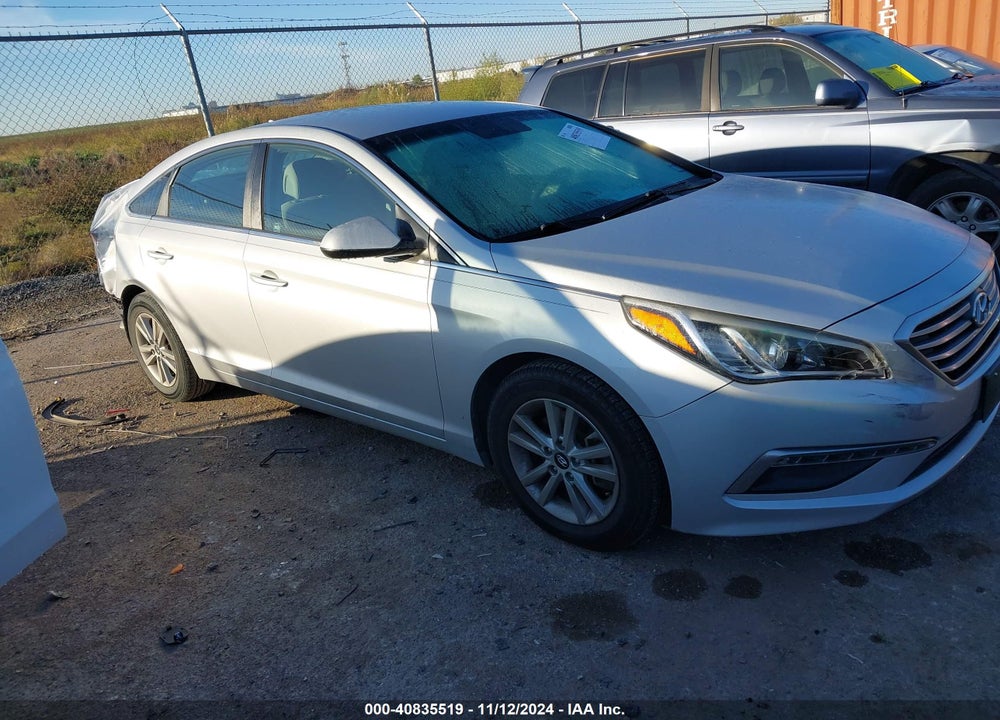 2015 HYUNDAI SONATA SE VIN: 5NPE24AF1FH178893