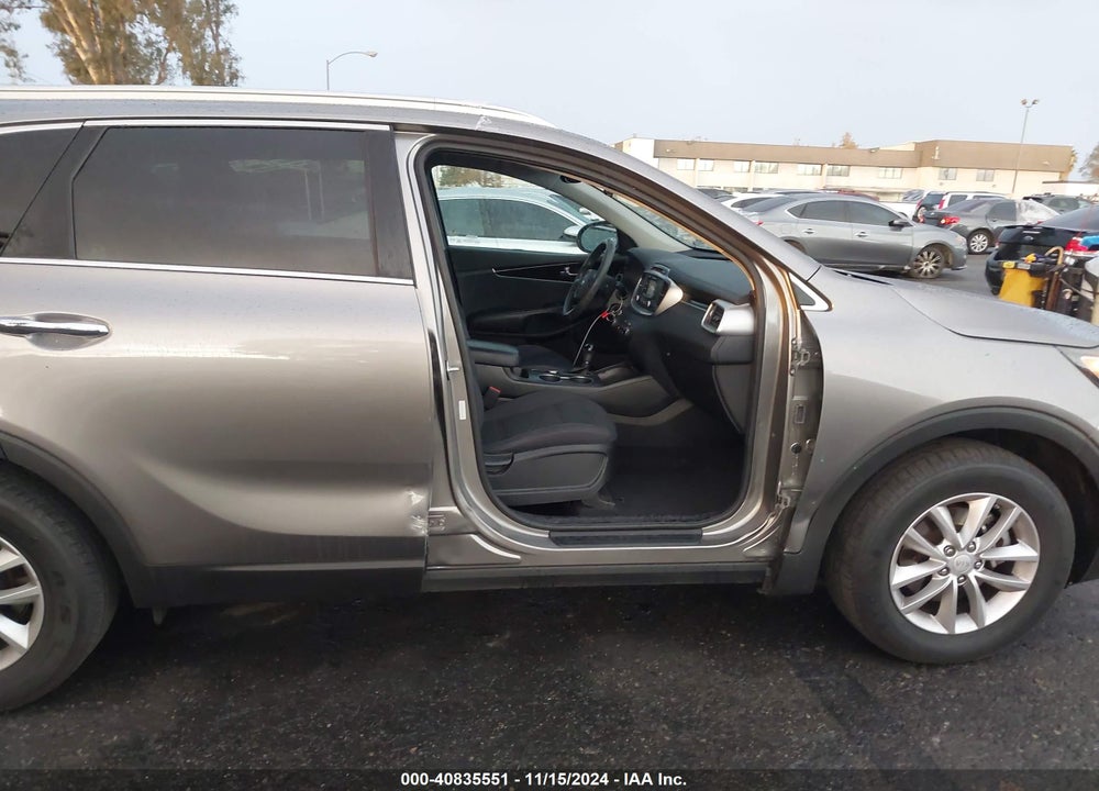 2016 KIA SORENTO 2.4L LX VIN: 5XYPG4A34GG090249