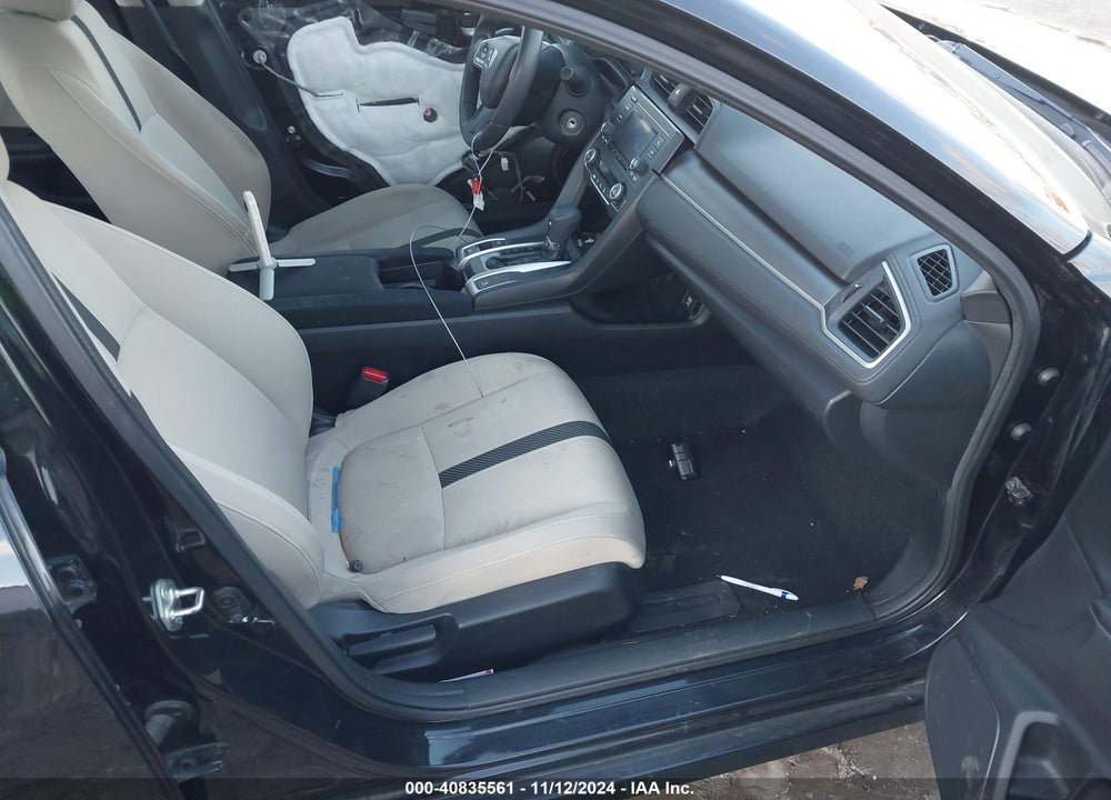 2018 HONDA CIVIC LX VIN: 19XFC2F51JE021092