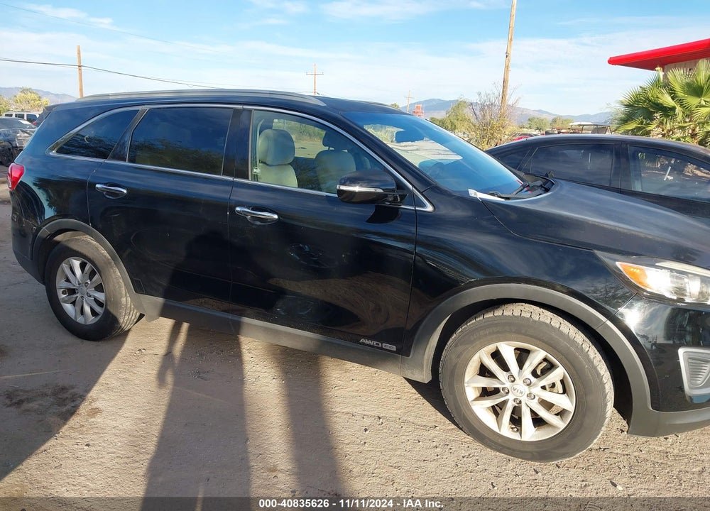 2016 KIA SORENTO 3.3L LX VIN: 5XYPGDA51GG047487