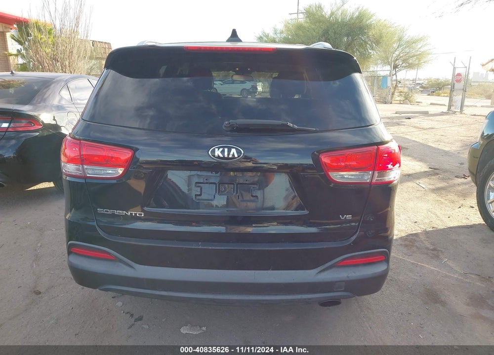2016 KIA SORENTO 3.3L LX VIN: 5XYPGDA51GG047487