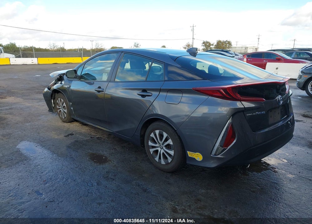 2022 TOYOTA PRIUS PRIME LE VIN: JTDKAMFP2N3226046