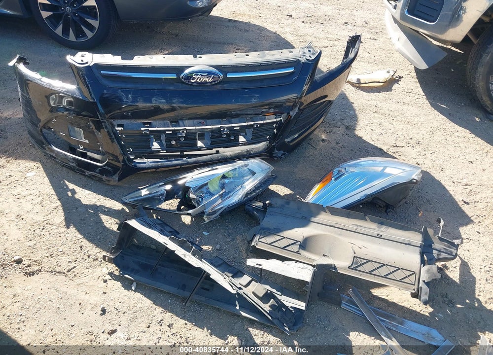 2015 FORD ESCAPE SE VIN: 1FMCU0G9XFUC62014