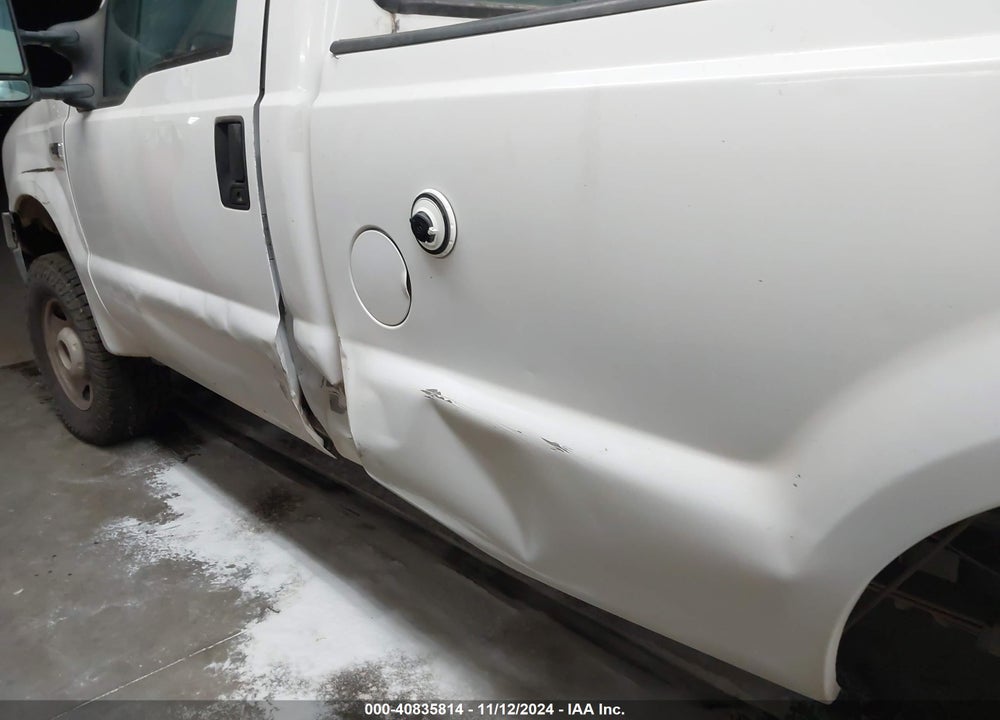 2005 FORD F-250 XL/XLT VIN: 1FTNF21515EB69805
