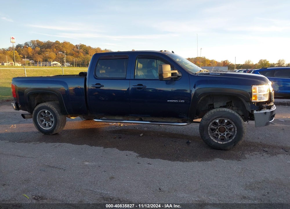 2011 CHEVROLET SILVERADO 2500HD LTZ VIN: 1GC1KYC86BF199490