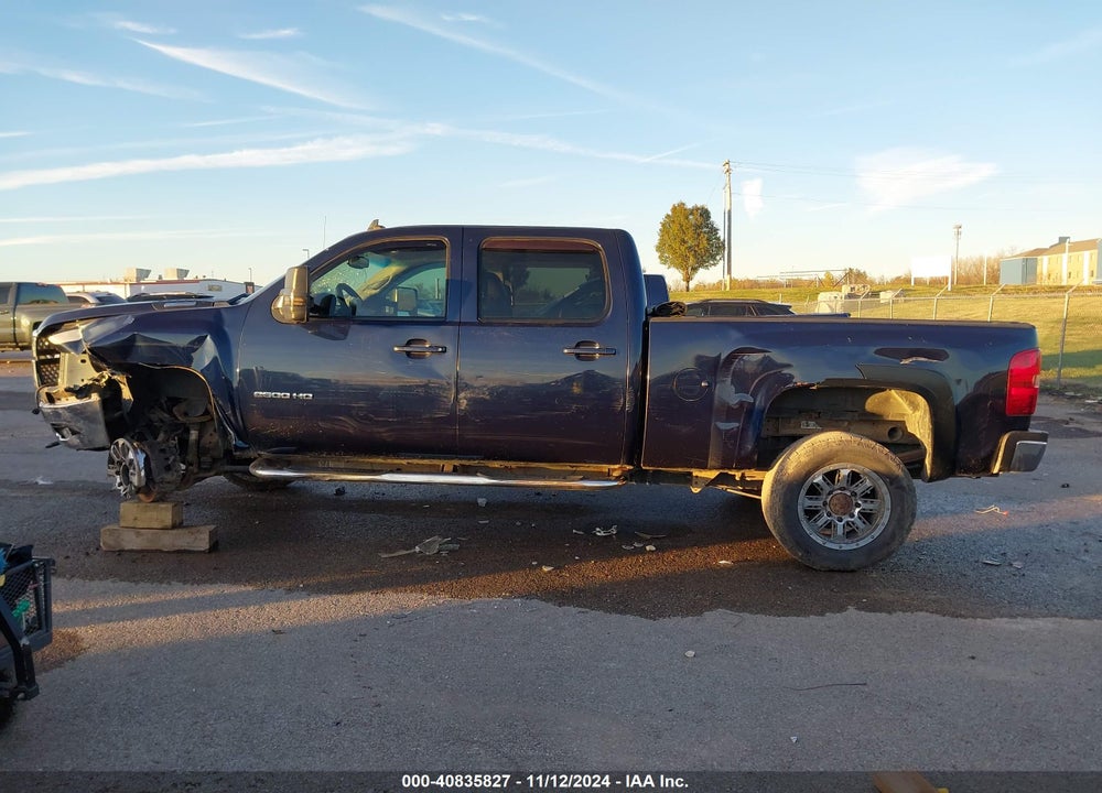 2011 CHEVROLET SILVERADO 2500HD LTZ VIN: 1GC1KYC86BF199490