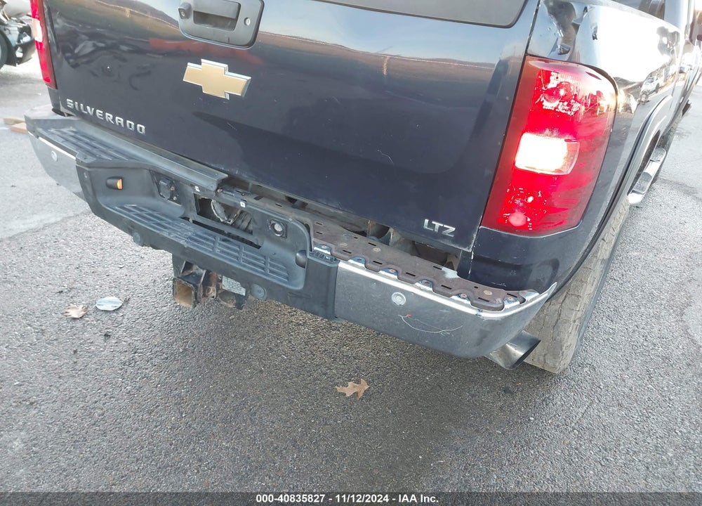2011 CHEVROLET SILVERADO 2500HD LTZ VIN: 1GC1KYC86BF199490