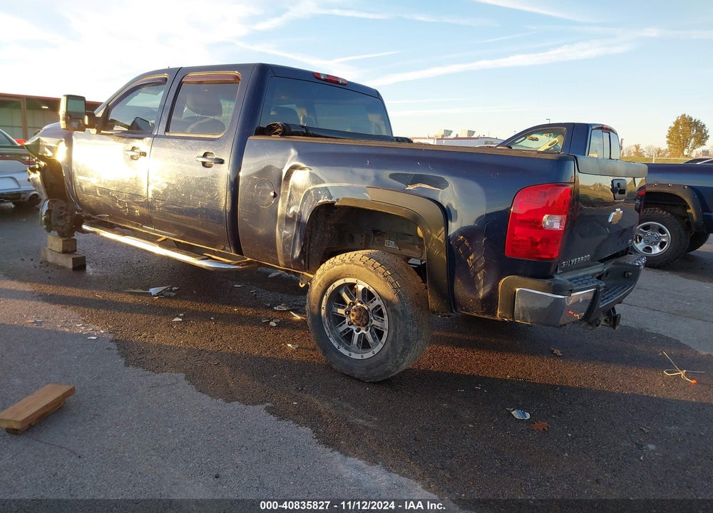 2011 CHEVROLET SILVERADO 2500HD LTZ VIN: 1GC1KYC86BF199490