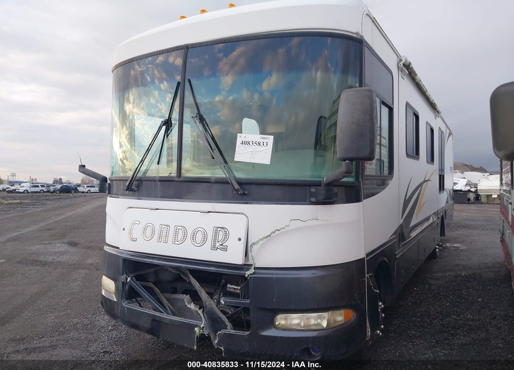 2004 R VISON CONDOR VIN: 5B4MPG7GX43381790