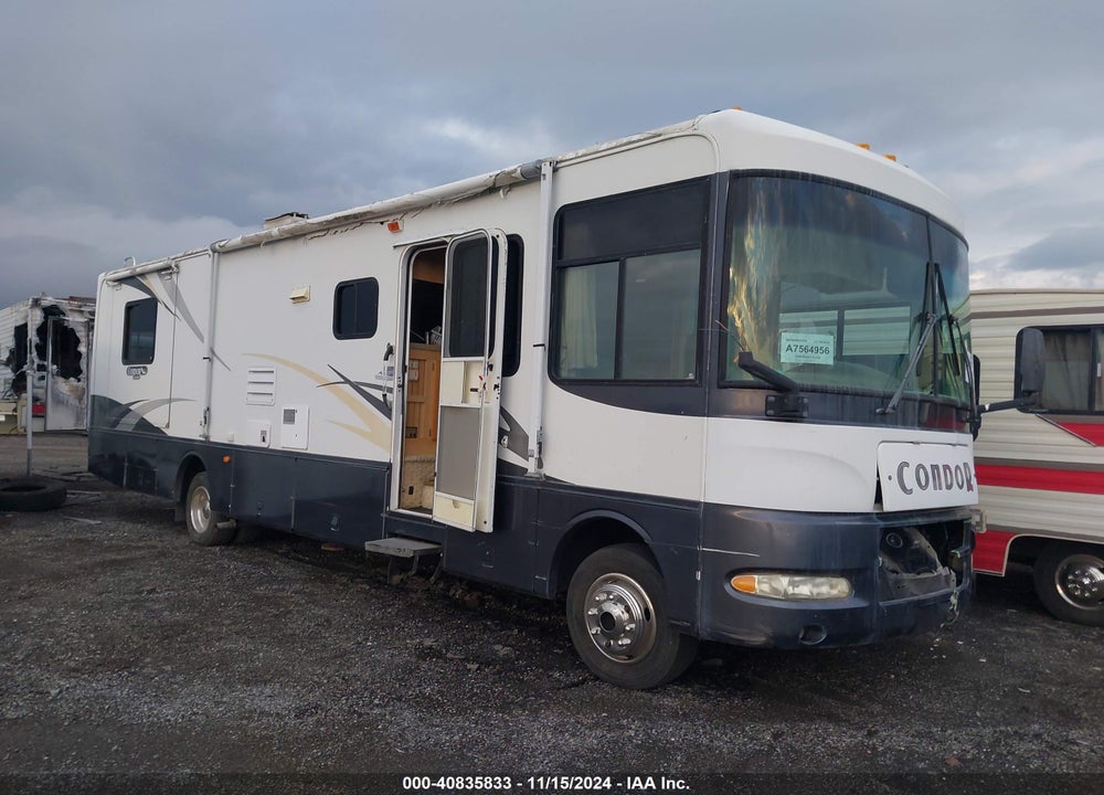 2004 R VISON CONDOR VIN: 5B4MPG7GX43381790