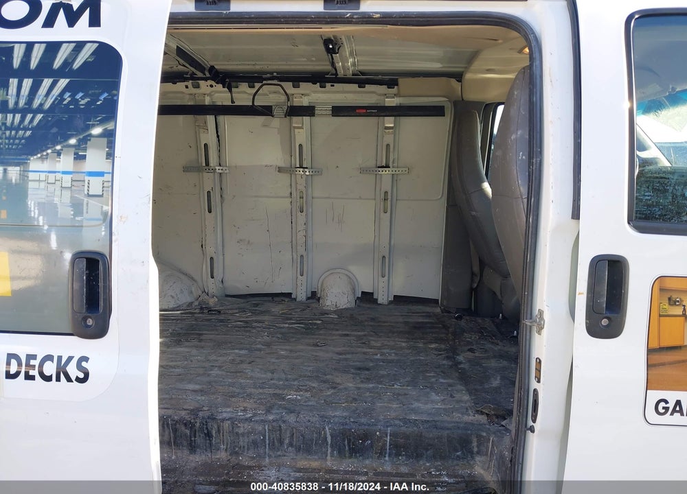 2021 CHEVROLET EXPRESS CARGO RWD 2500 REGULAR WHEELBASE WT VIN: 1GCWGAFP1M1188608