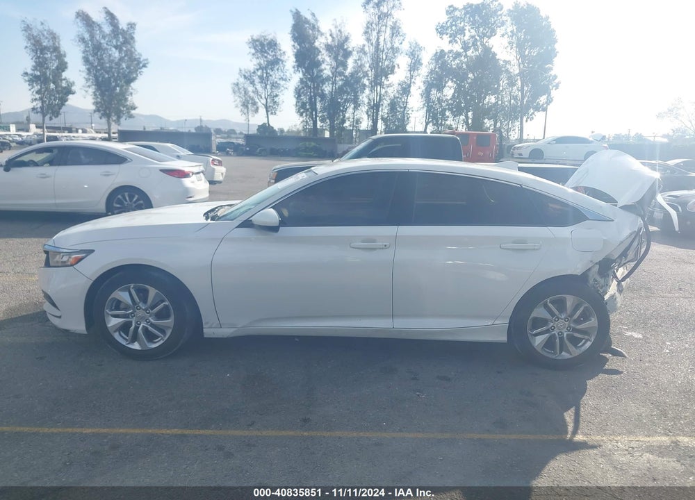 2018 HONDA ACCORD VIN: 1HGCV1F17JA260252