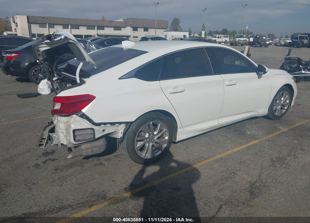 2018 HONDA ACCORD VIN: 1HGCV1F17JA260252