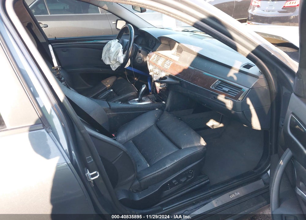 2009 BMW 528I VIN: WBANU53509C119240