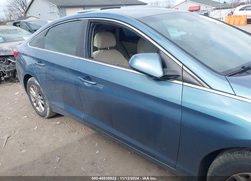 2017 HYUNDAI SONATA VIN: 5NPE24AF5HH590866