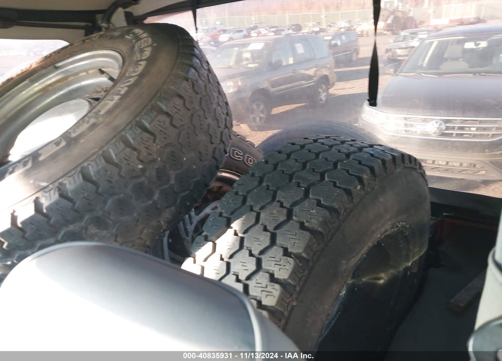 1990 JEEP WRANGLER / YJ S VIN: 2J4FY19E9LJ513029