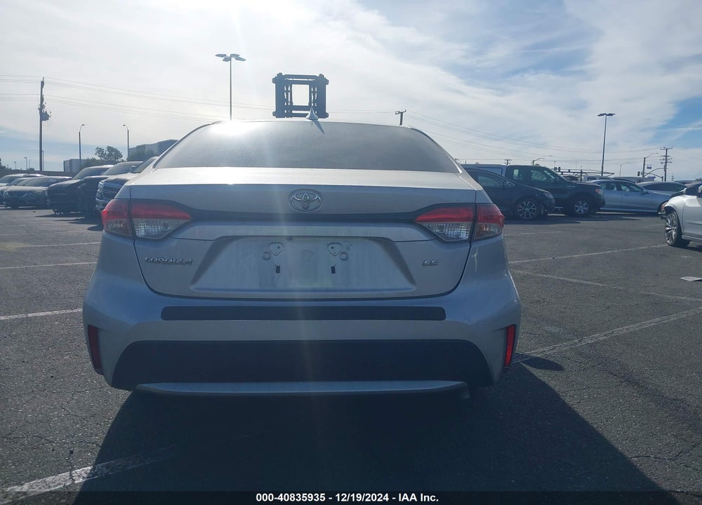 2022 TOYOTA COROLLA LE VIN: 5YFEPMAE3NP275832