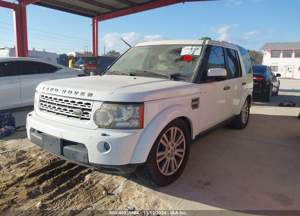 2011 LAND ROVER LR4 VIN: SALAK2D47BA548381