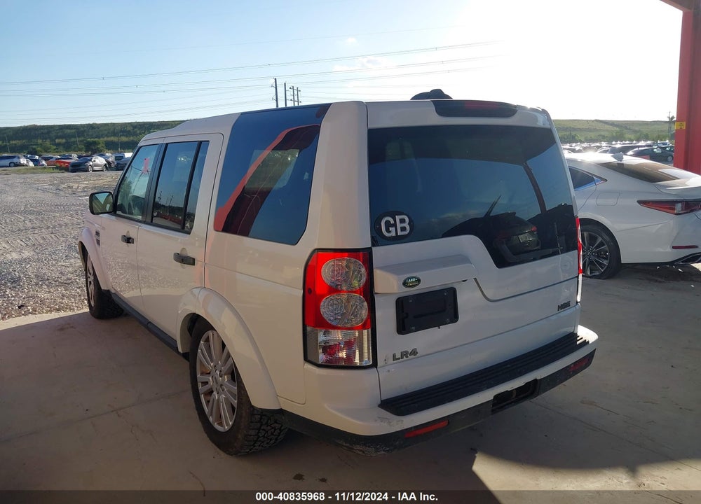 2011 LAND ROVER LR4 VIN: SALAK2D47BA548381