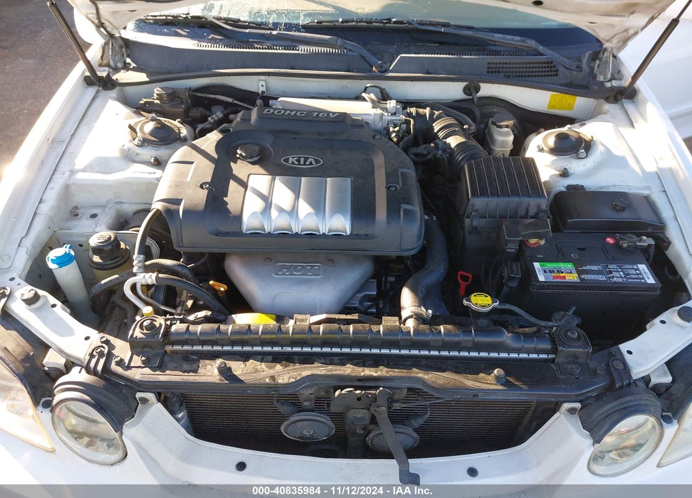 2004 KIA OPTIMA EX/LX VIN: KNAGD126245318153