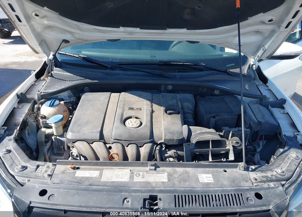 2012 VOLKSWAGEN PASSAT 2.5L S VIN: 1VWAH7A36CC092844