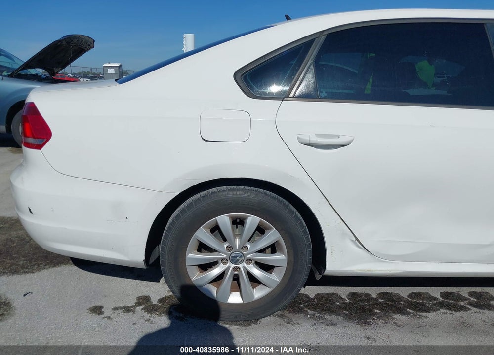 2012 VOLKSWAGEN PASSAT 2.5L S VIN: 1VWAH7A36CC092844