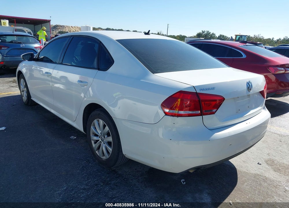 2012 VOLKSWAGEN PASSAT 2.5L S VIN: 1VWAH7A36CC092844