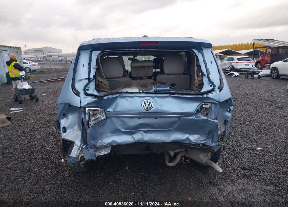 2012 VOLKSWAGEN ROUTAN SE VIN: 2C4RVABG8CR309301