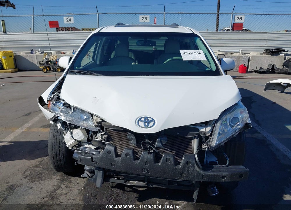 2014 TOYOTA SIENNA XLE LIMITED VIN: 5TDYK3DC9ES458868