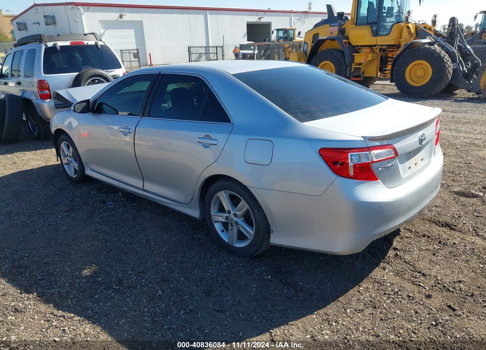 2014 TOYOTA CAMRY SE VIN: 4T1BF1FK7EU348606