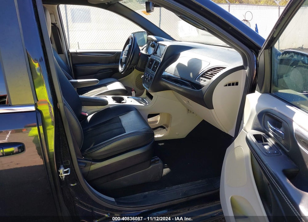 2019 DODGE GRAND CARAVAN SXT VIN: 2C4RDGCG7KR513879