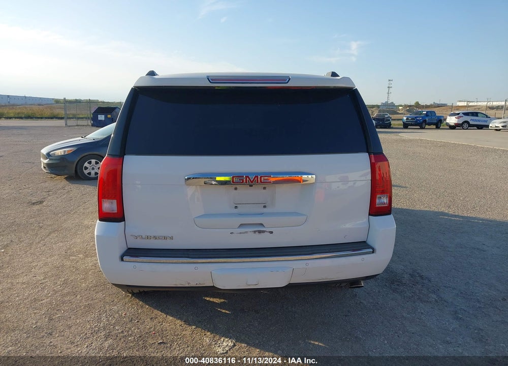 2015 GMC YUKON DENALI VIN: 1GKS1CKJ2FR504085