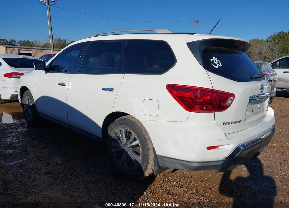 2017 NISSAN PATHFINDER SL VIN: 5N1DR2MN8HC618519
