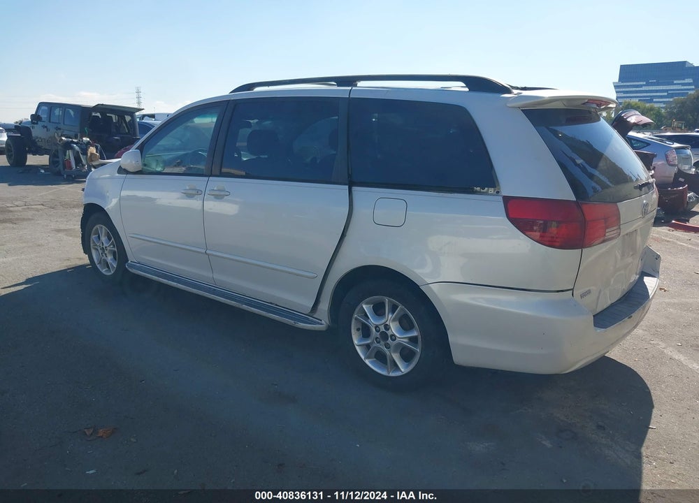 2004 TOYOTA SIENNA XLE VIN: 5TDZA22CX4S209711