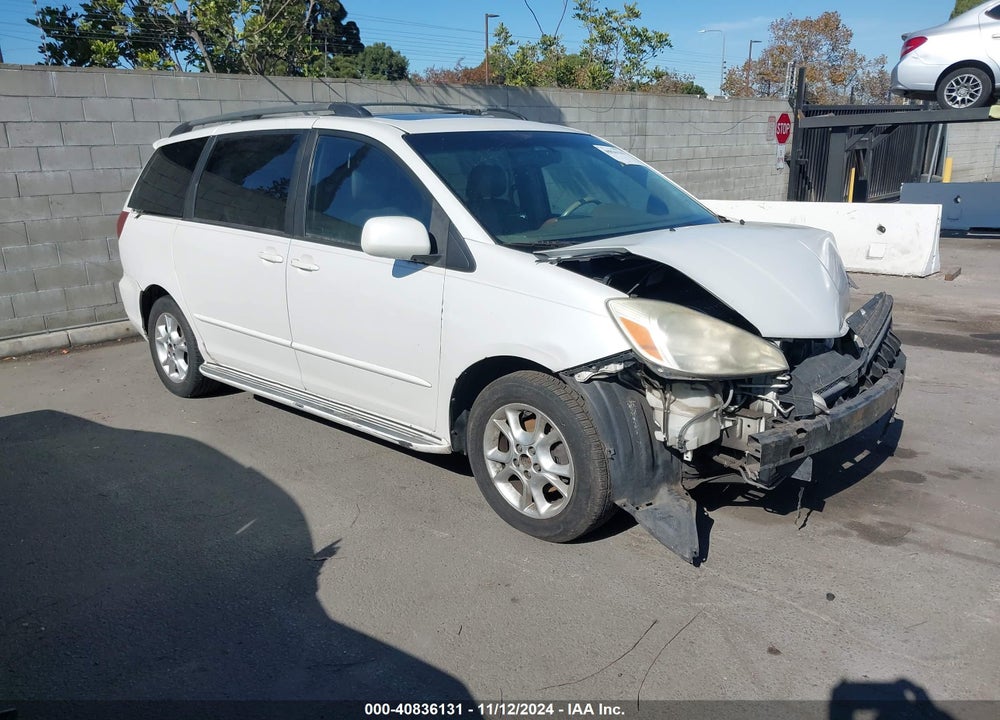 2004 TOYOTA SIENNA XLE VIN: 5TDZA22CX4S209711