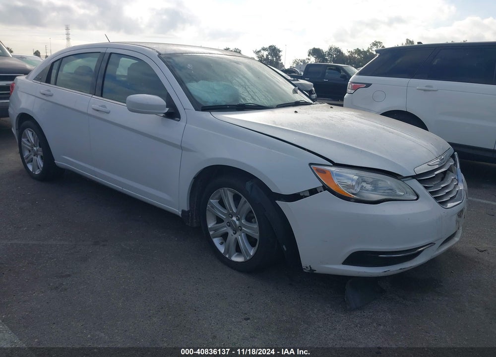 2013 CHRYSLER 200 LX VIN: 1C3CCBAB7DN764358