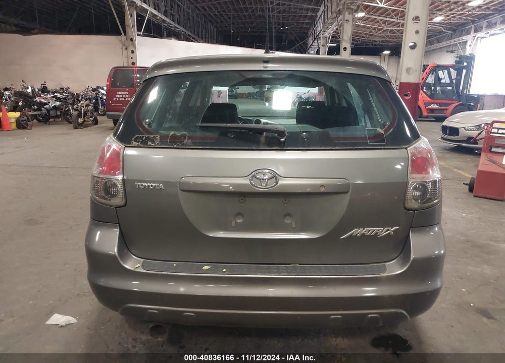 2008 TOYOTA MATRIX VIN: 2T1KR32E28C704128