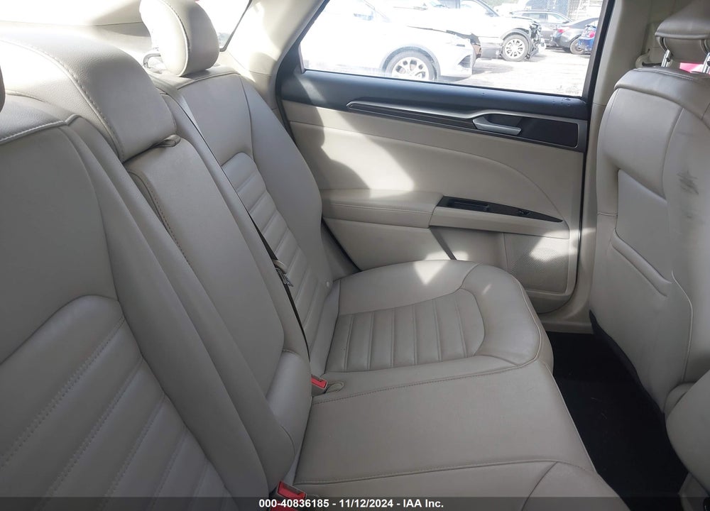 2018 FORD FUSION SE VIN: 3FA6P0HD4JR152447