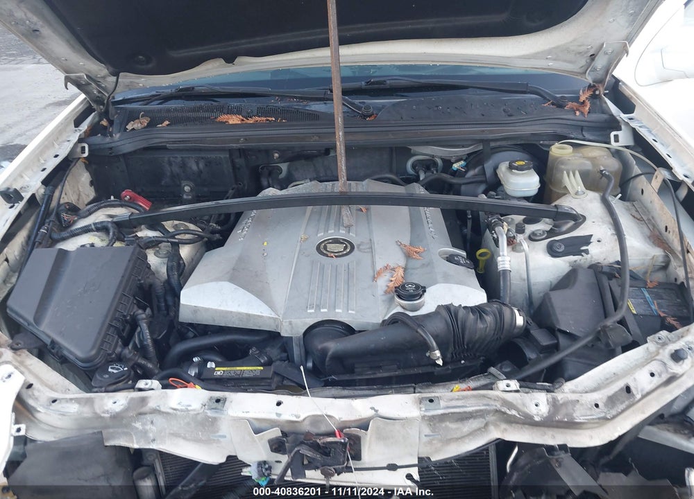 2005 CADILLAC SRX V8 VIN: 1GYEE63A550220346