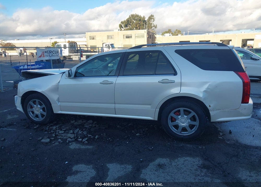 2005 CADILLAC SRX V8 VIN: 1GYEE63A550220346