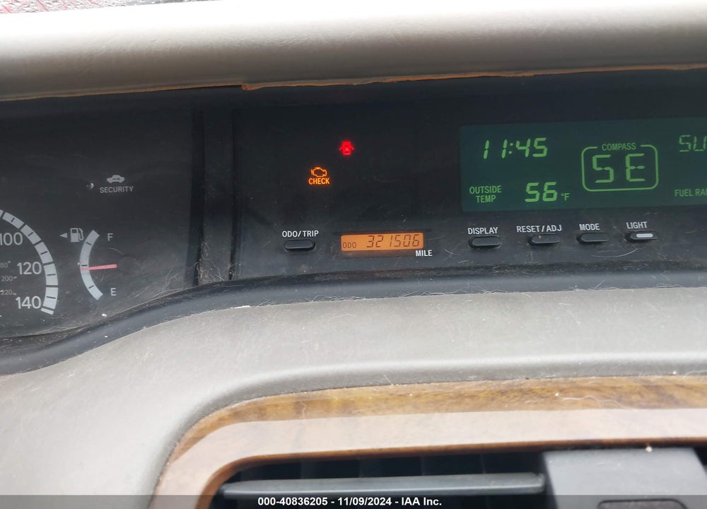 2000 TOYOTA AVALON XLS VIN: 4T1BF28B8YU027584