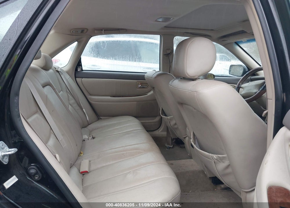 2000 TOYOTA AVALON XLS VIN: 4T1BF28B8YU027584
