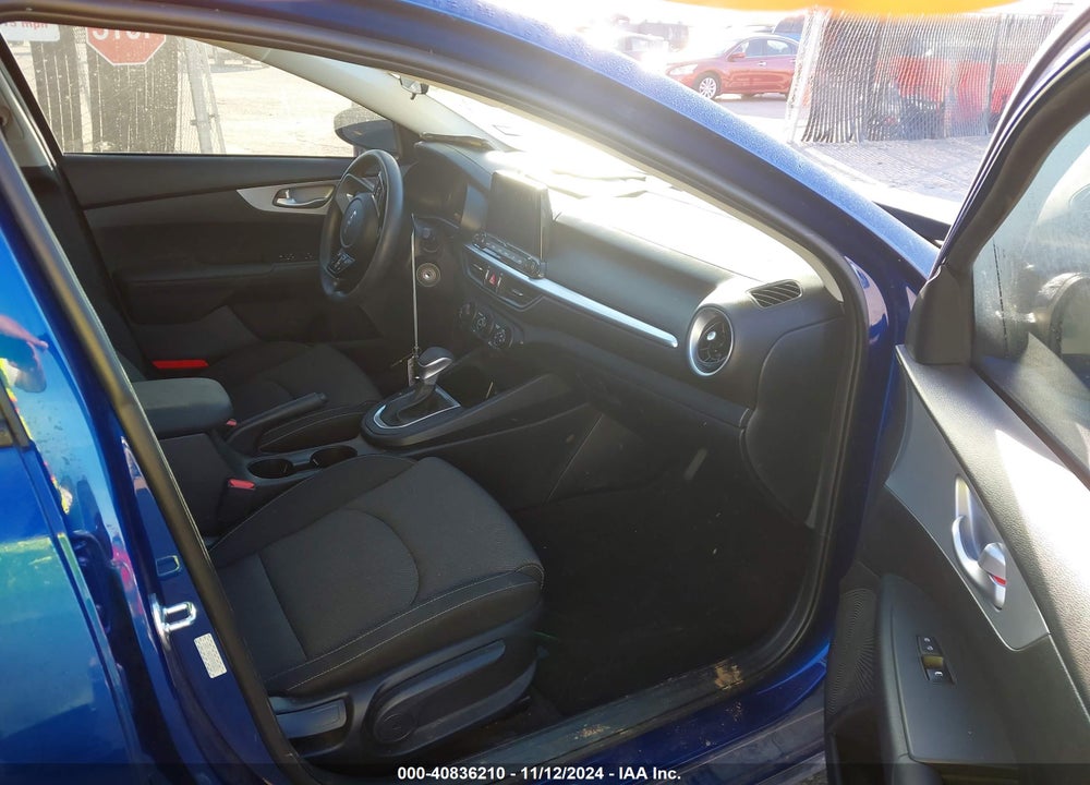 2024 KIA FORTE VIN: 3KPF24AD5RE808250