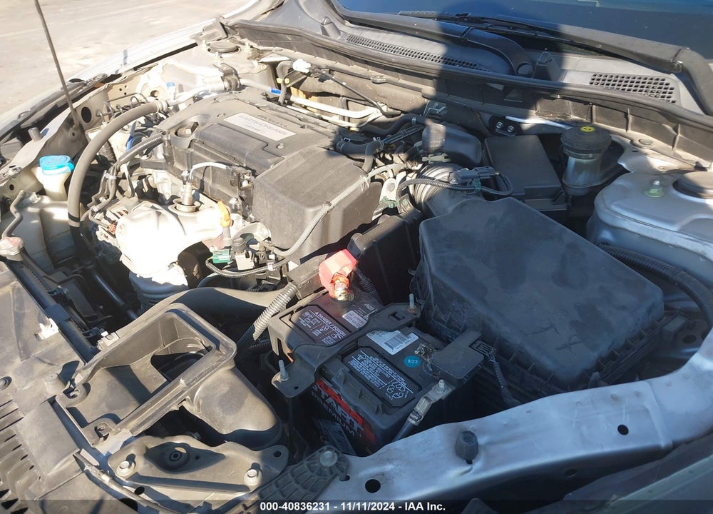 2015 HONDA ACCORD LX VIN: 1HGCR2F35FA115777