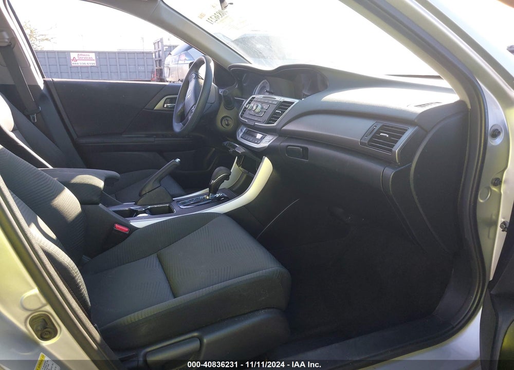2015 HONDA ACCORD LX VIN: 1HGCR2F35FA115777