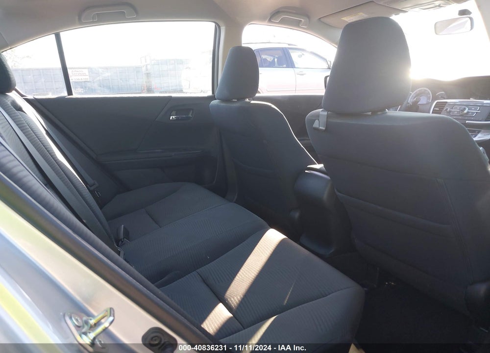 2015 HONDA ACCORD LX VIN: 1HGCR2F35FA115777