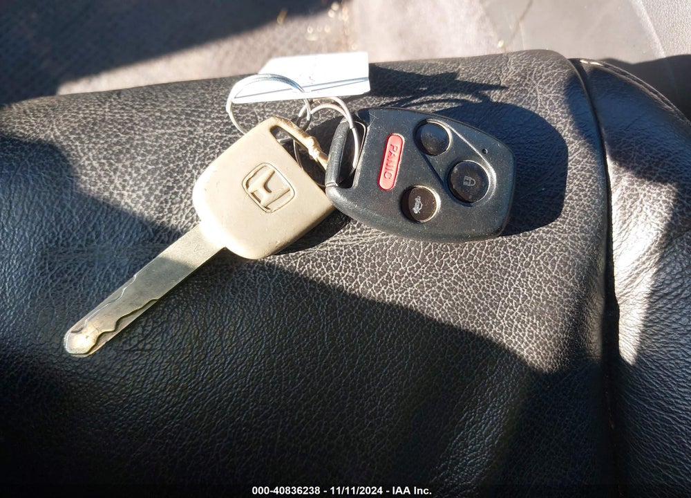 2007 HONDA ACCORD 3.0 EX VIN: 1HGCM66547A072042