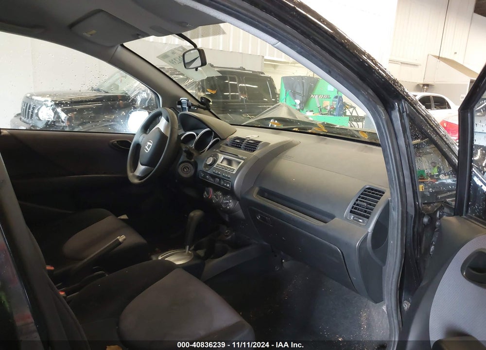 2008 HONDA FIT VIN: JHMGD38408S019433