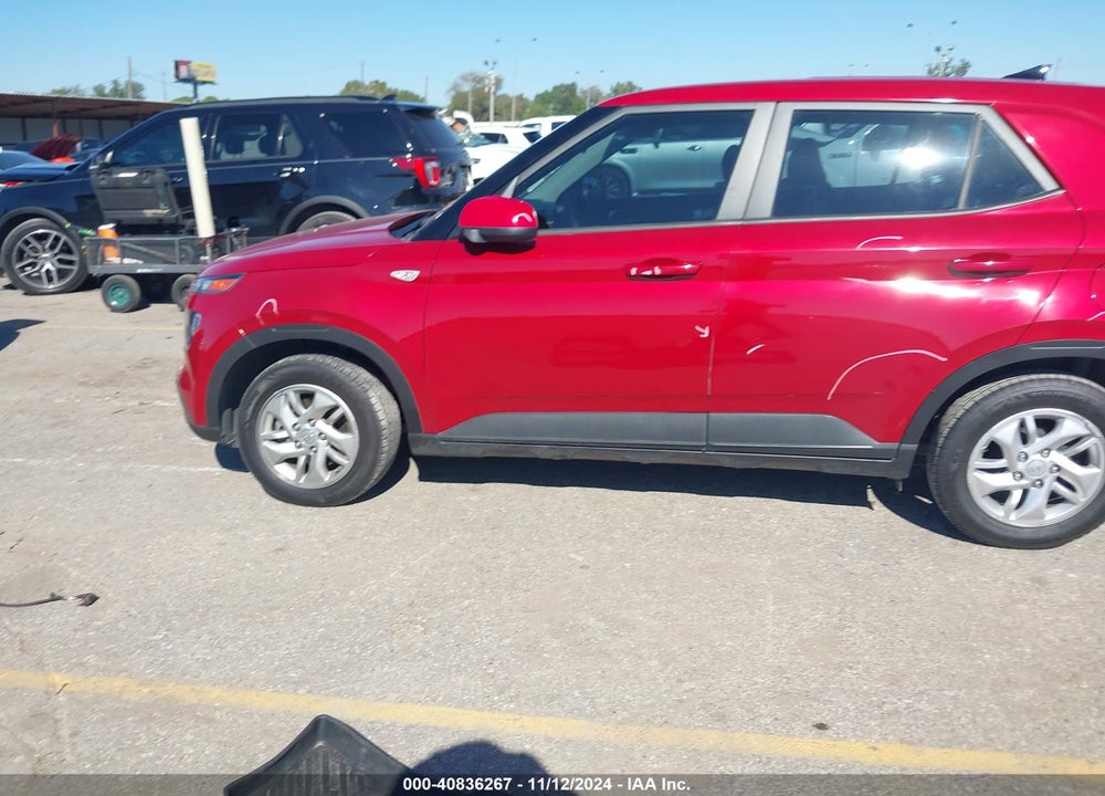 2021 HYUNDAI VENUE SE VIN: KMHRB8A36MU066541