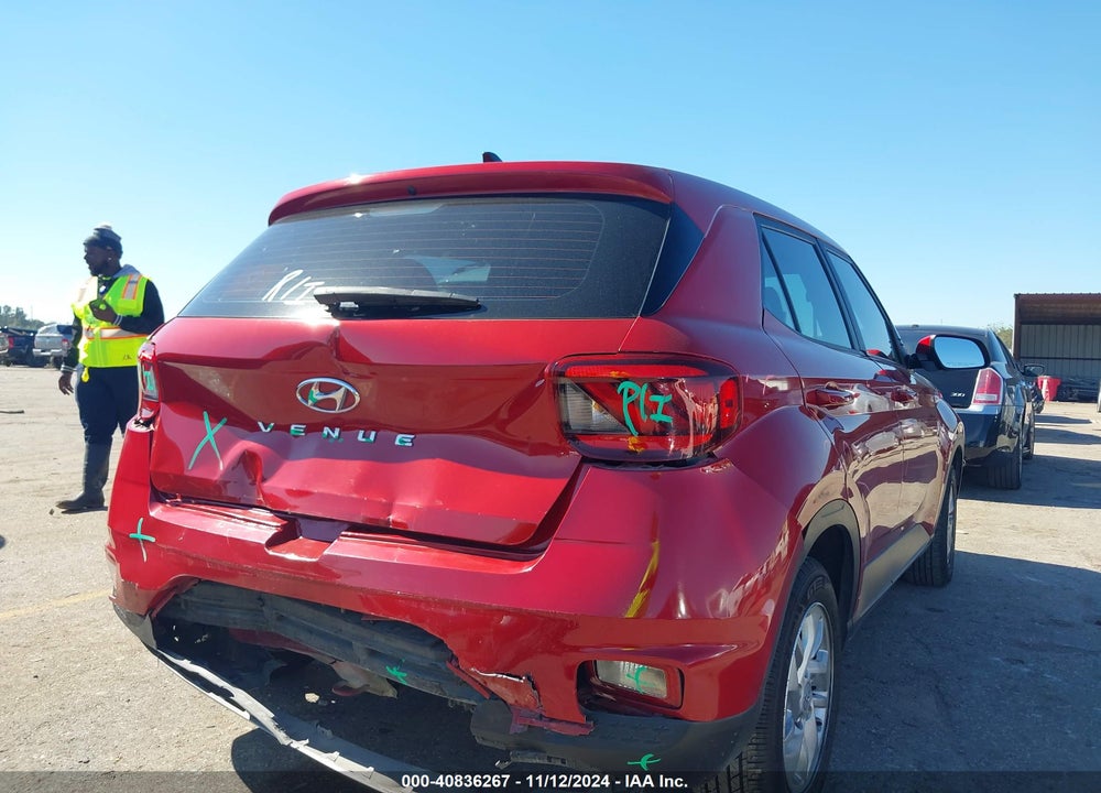 2021 HYUNDAI VENUE SE VIN: KMHRB8A36MU066541